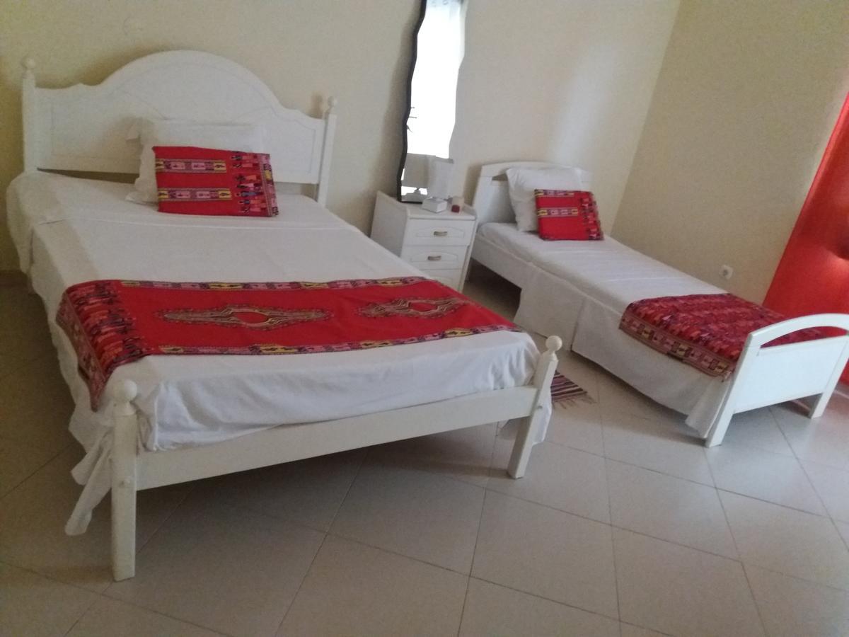 Orgaos Pensao Simao & Julia B&B 외부 사진